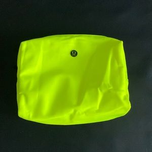 neon yellow lulu bag